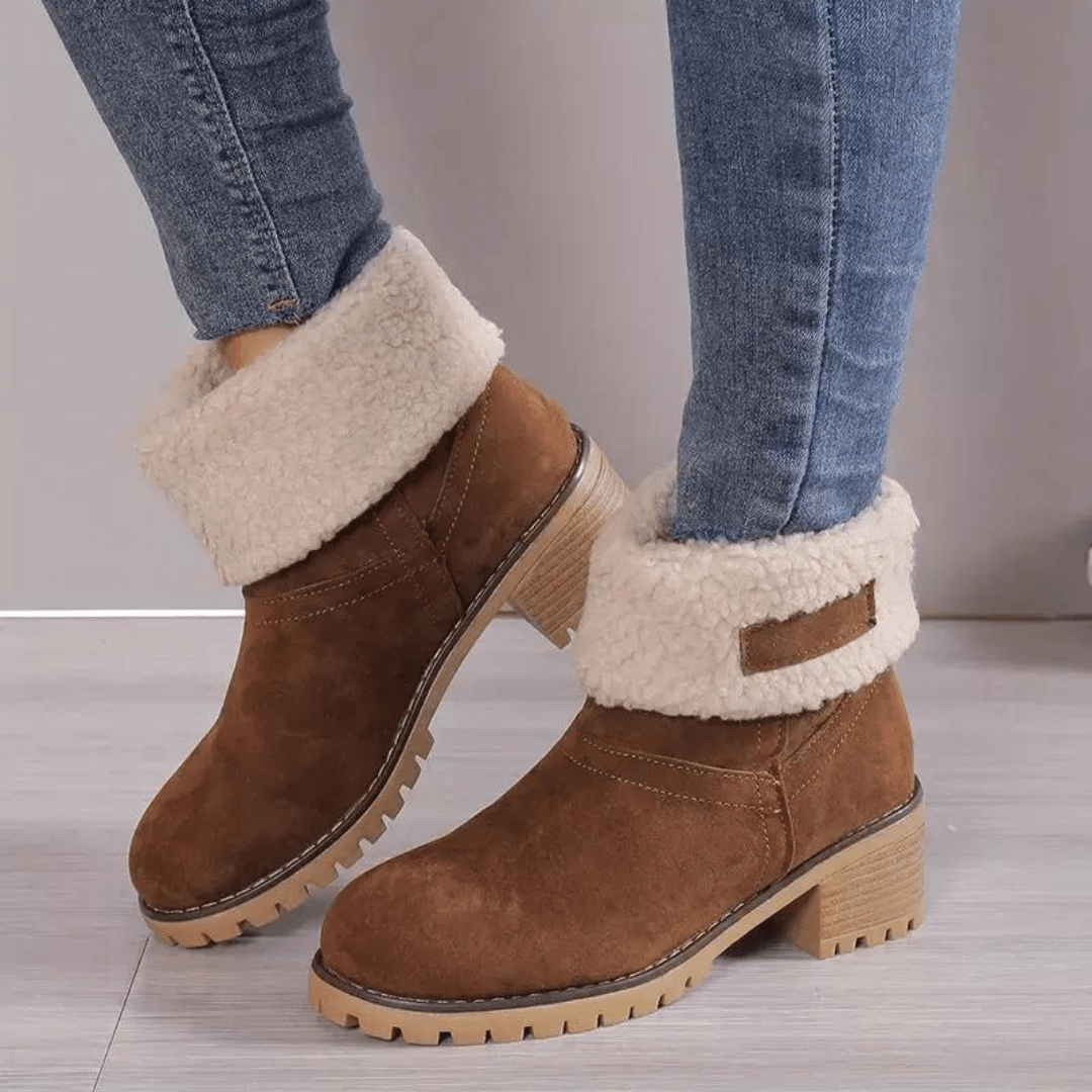 Bota Feminina Chelsea Forrada Com Lã | Sheepy ®