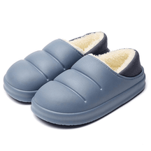 Pantufa Feminina Ortopédica Peluciada - Impermeável e Antiderrapante